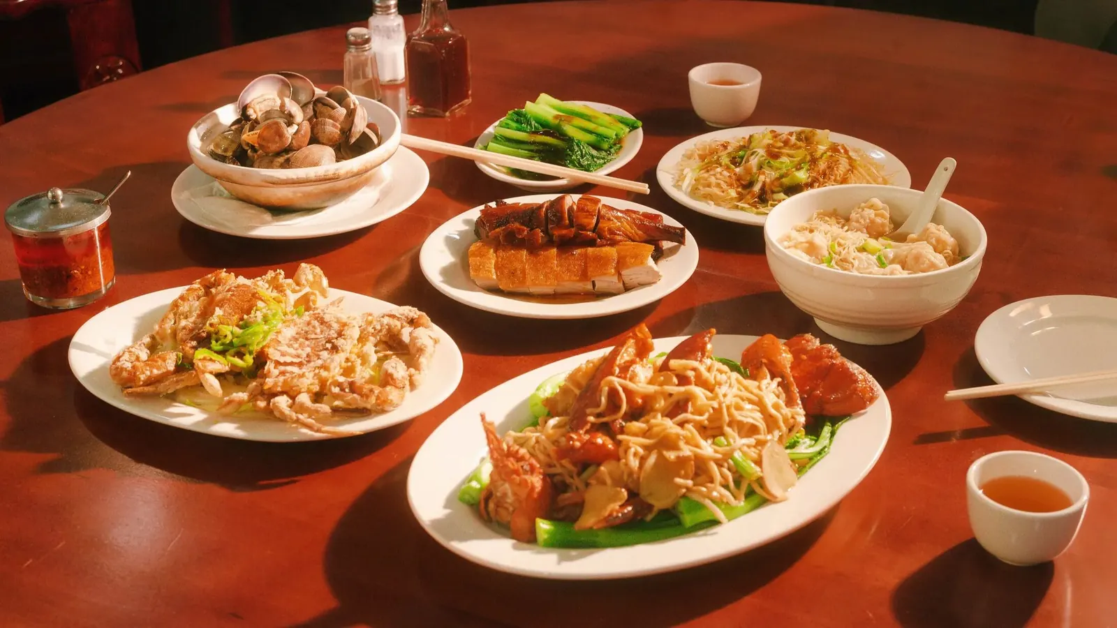 A full table at Noodletown